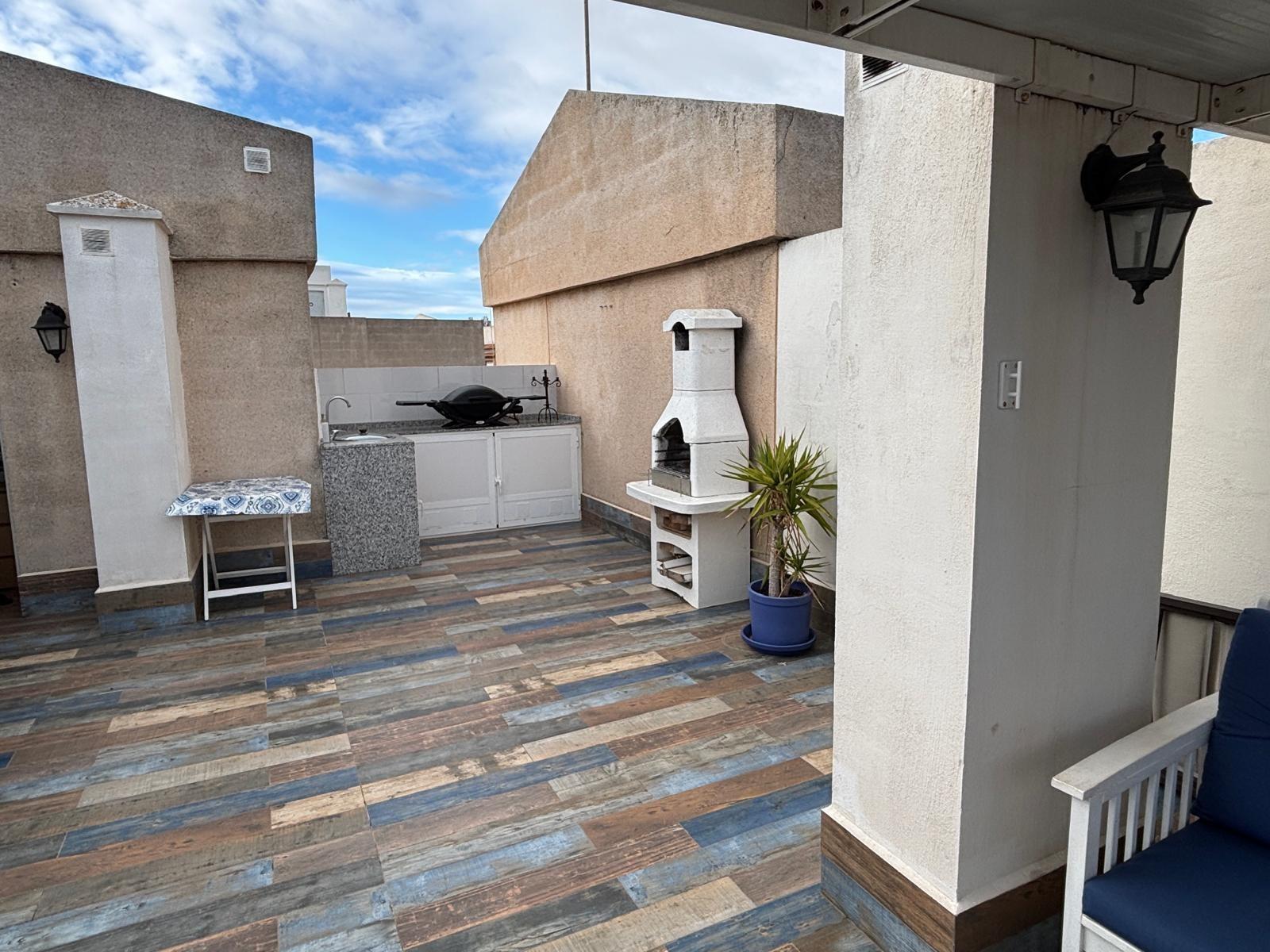 Takvåning i Nueva Torrevieja, Alicante, Spanien 2 sovrum, 65 kvm. Nr. 165870