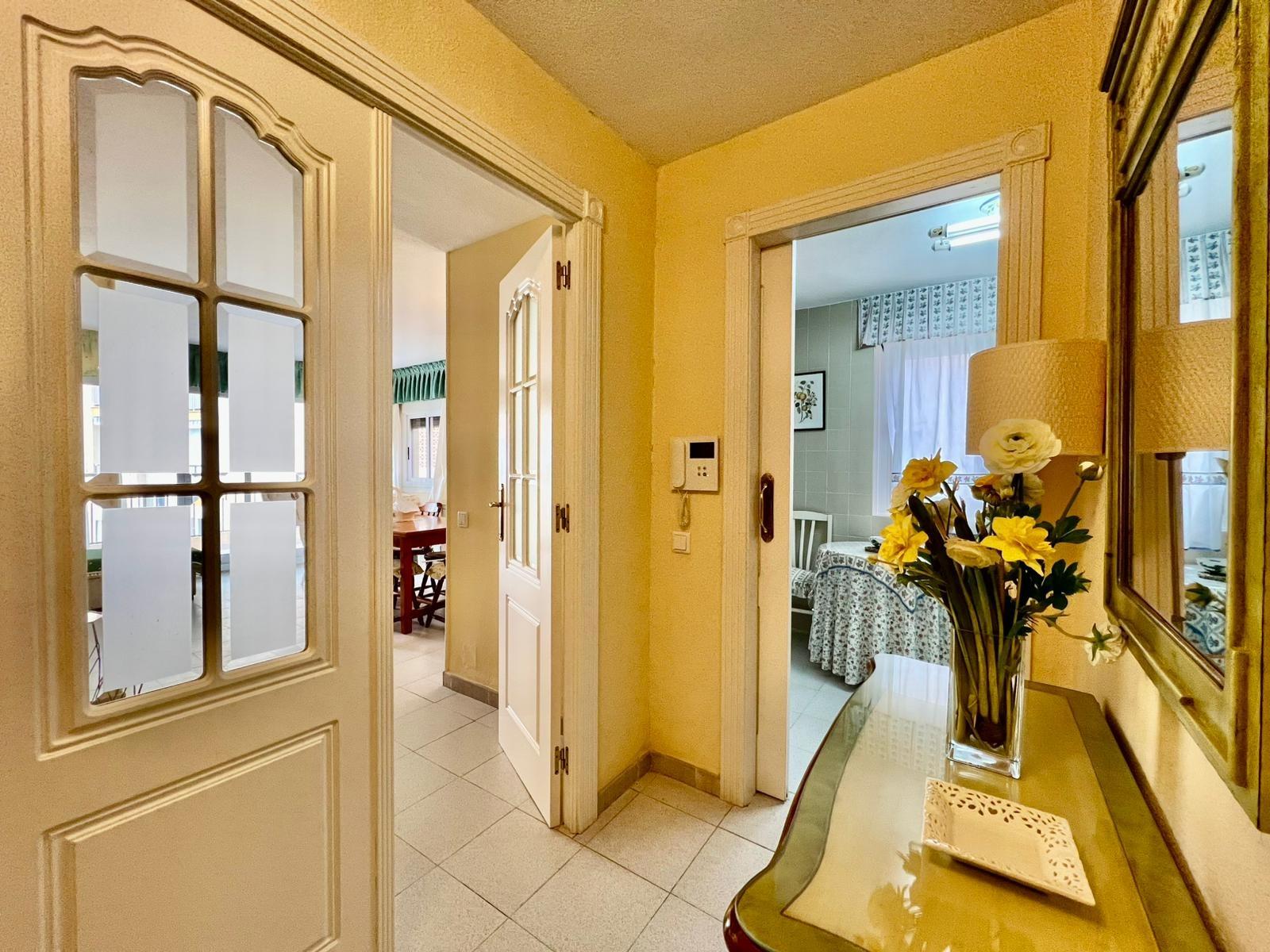 Appartamento a Torrevieja, Alicante, Spagna 3 camere da letto, 81 mq. N° 165875