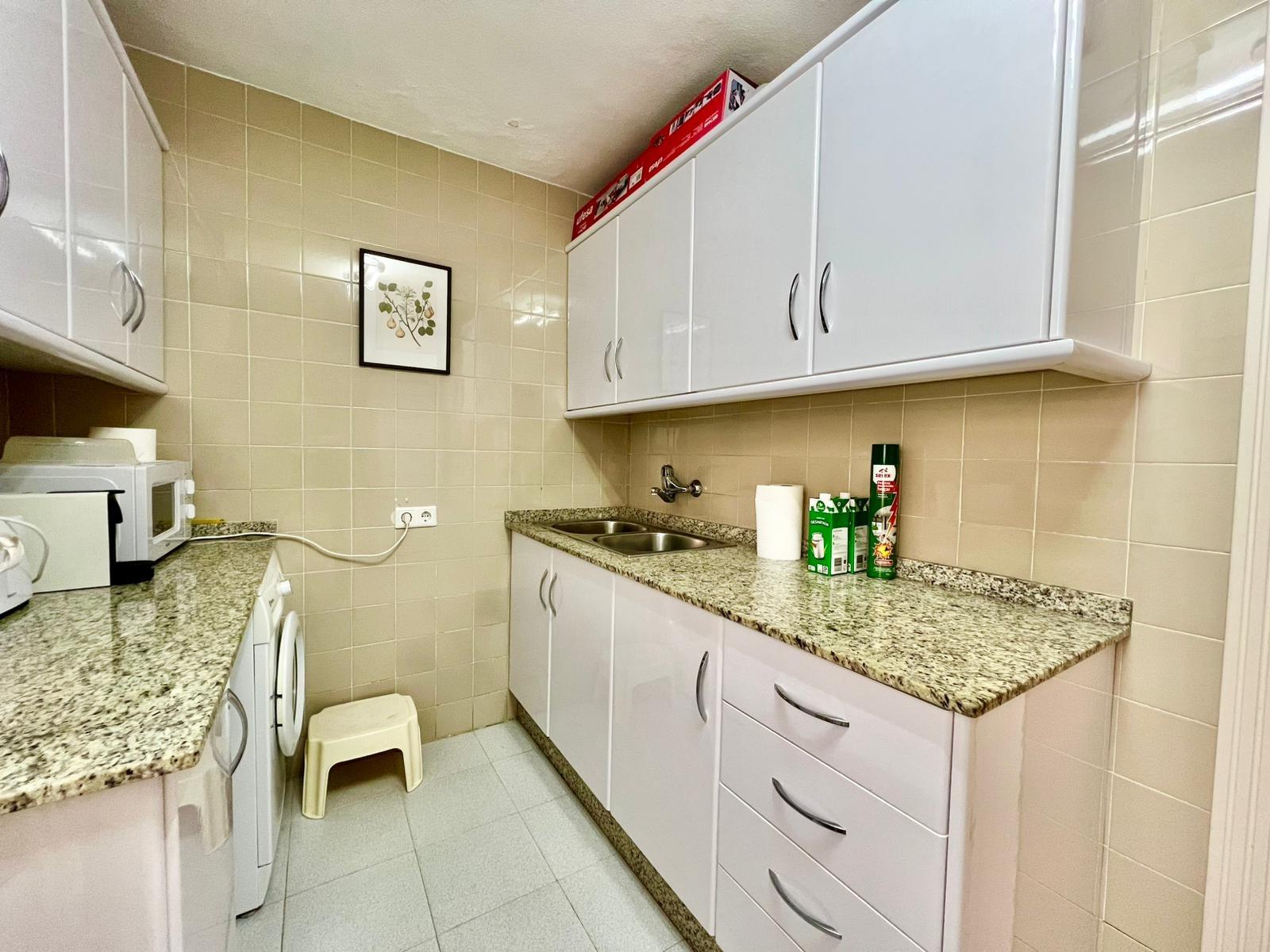 Appartamento a Torrevieja, Alicante, Spagna 3 camere da letto, 81 mq. N° 165875