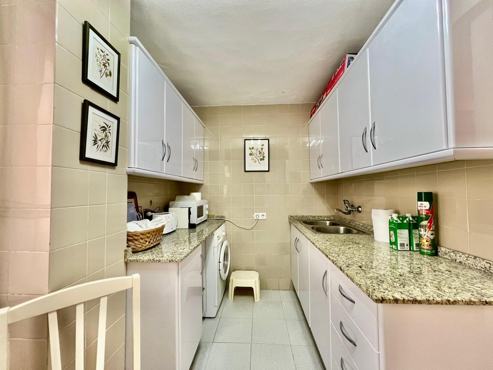 Appartamento a Torrevieja, Alicante, Spagna 3 camere da letto, 81 mq. N° 165875