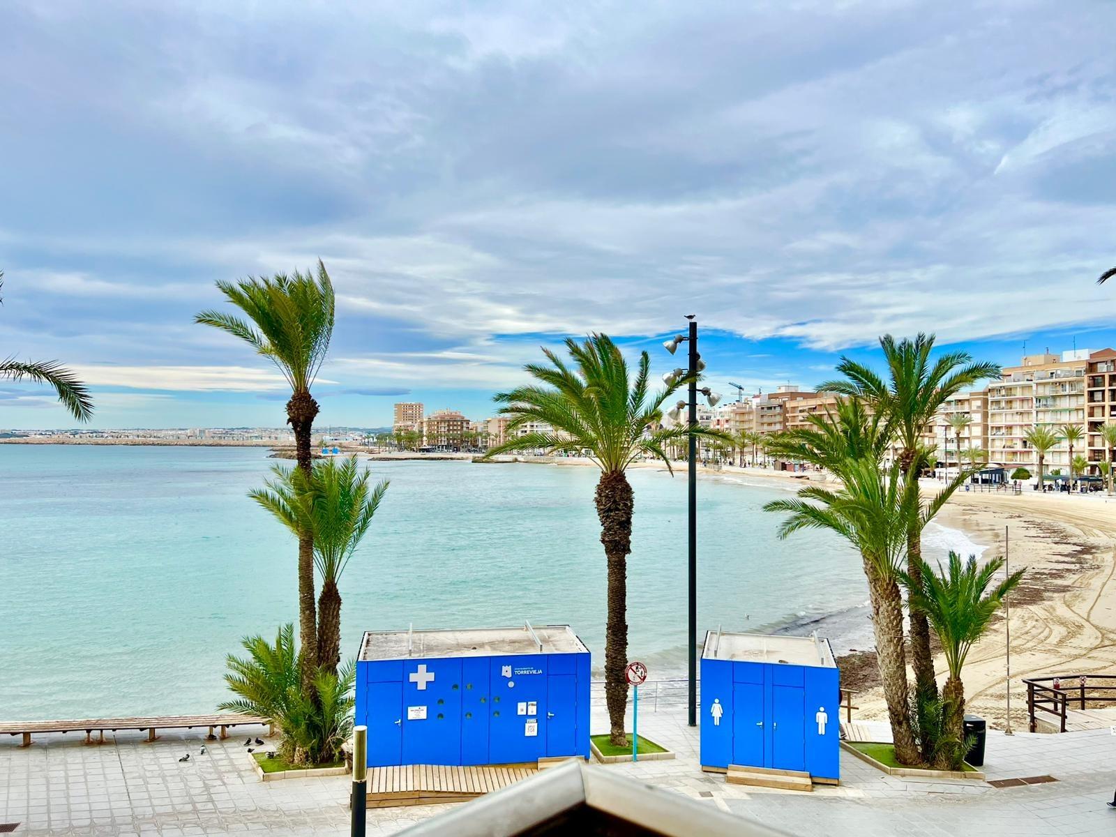 Appartamento a Torrevieja, Alicante, Spagna 3 camere da letto, 81 mq. N° 165875