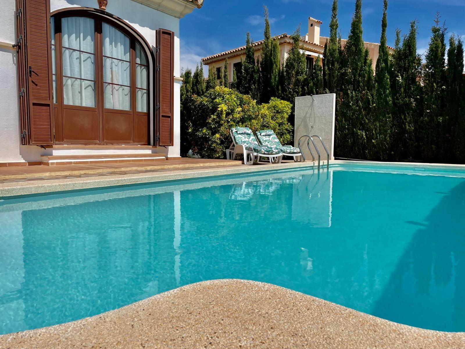 Villa a Finestrat, Alicante, Spagna 1 camera da letto, 195 mq. N° 165629