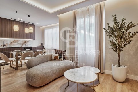 Dzīvoklis Madrid, Spānijā 3 istabas, 115 m2 Nr. 178993