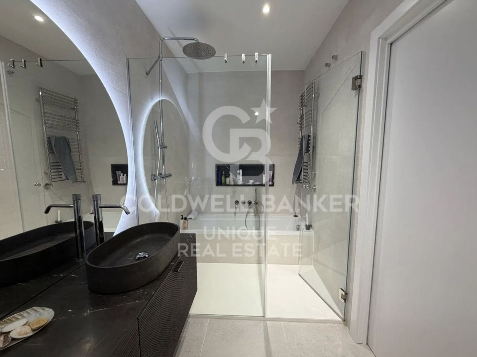 Duplex in Madrid, Spanien 3 Schlafzimmer, 267 m2 Nr. 178995