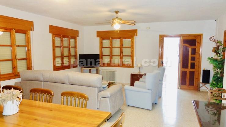 Villa i Baza, Granada, Spanien 4 sovrum, 160 kvm. Nr. 113676