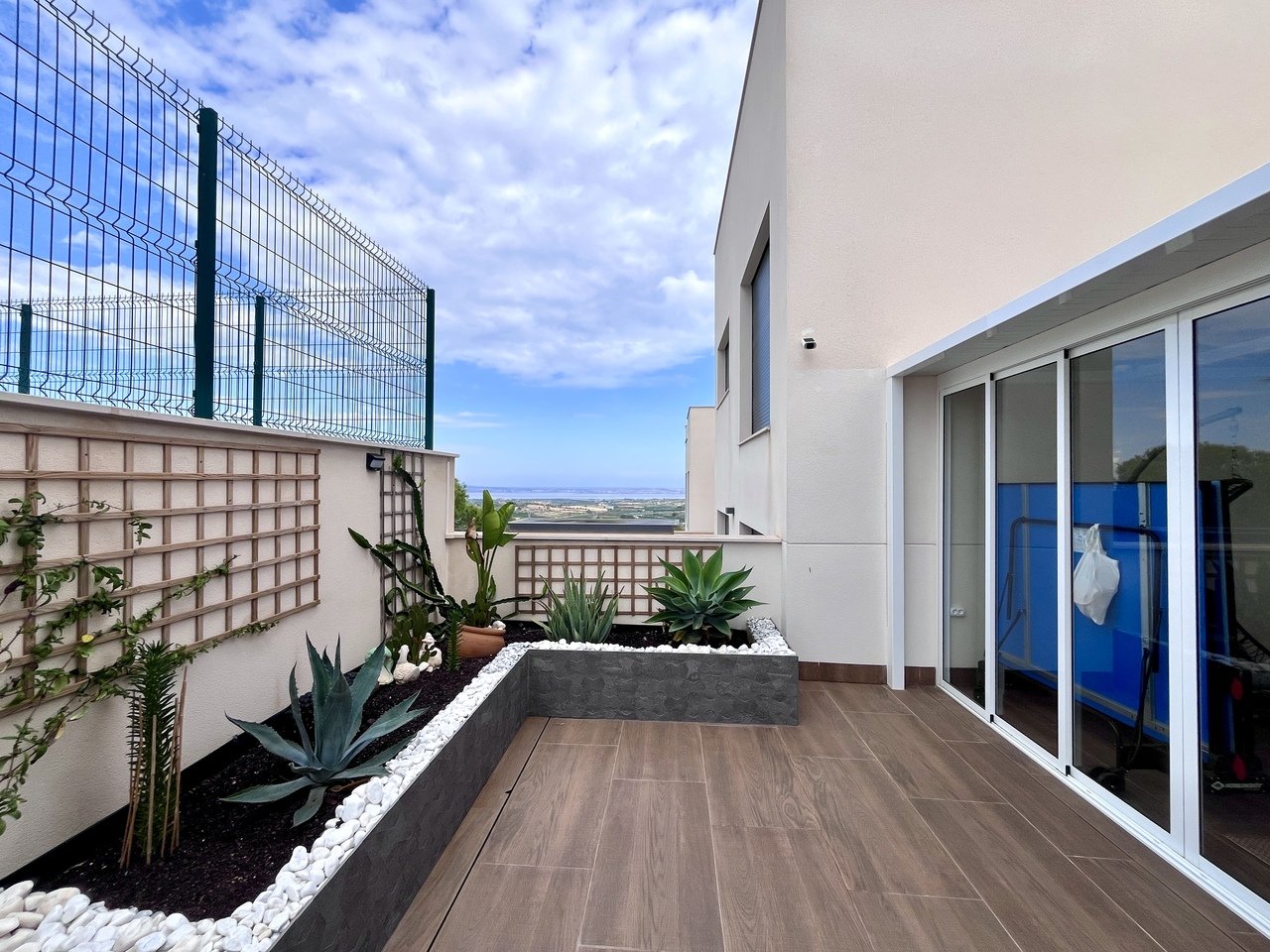 Apartamento en San Miguel de Salinas, Alicante, España 2 dormitorios, 101 m2 No. 139561