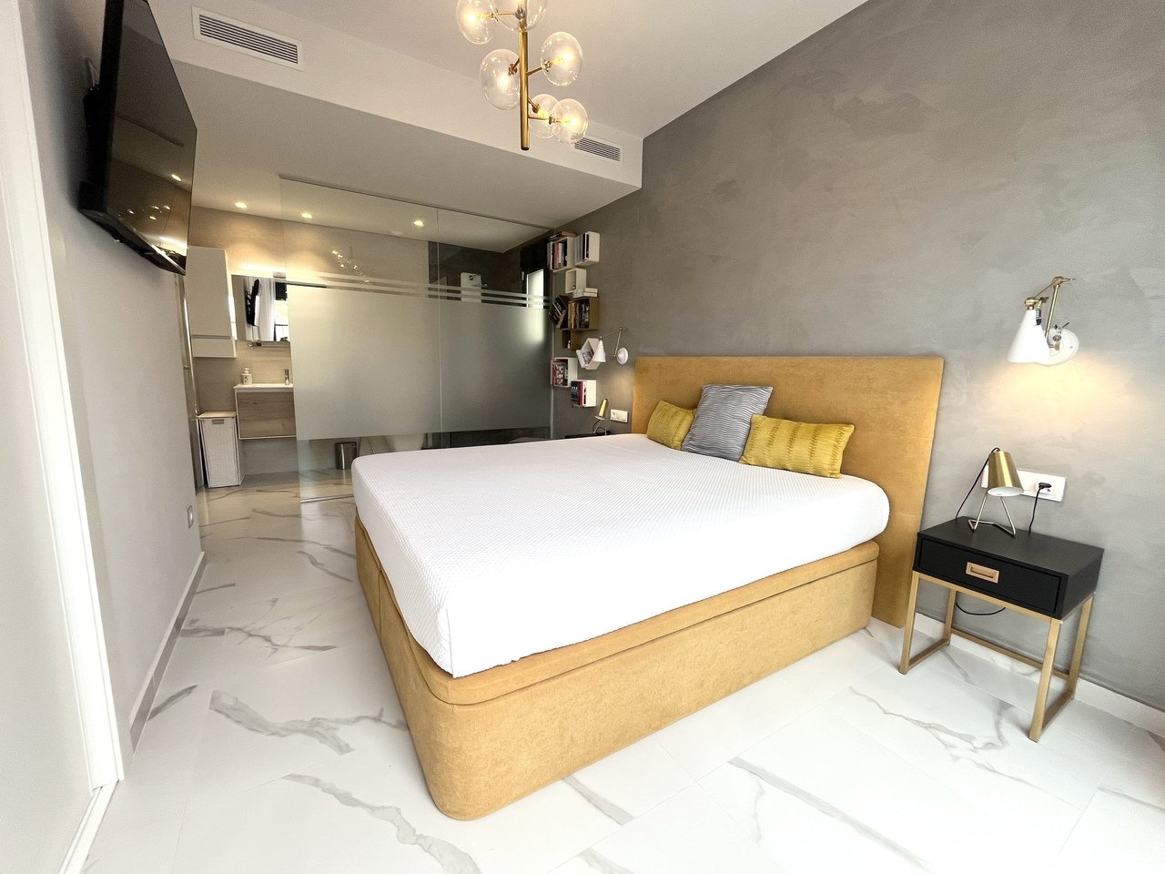 Apartamento en San Miguel de Salinas, Alicante, España 2 dormitorios, 101 m2 No. 139561