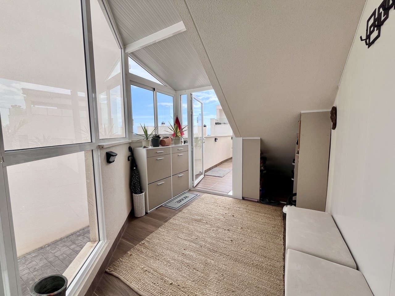 Apartamento en San Miguel de Salinas, Alicante, España 2 dormitorios, 101 m2 No. 139561