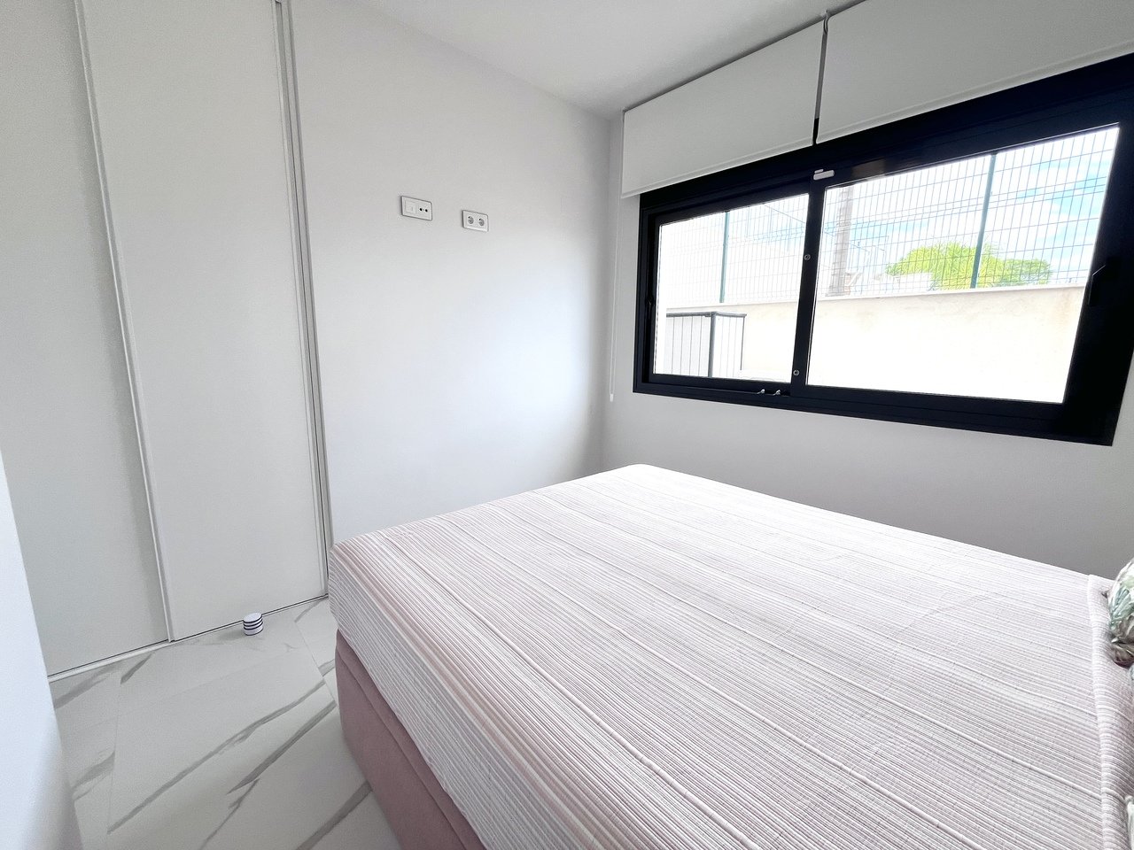 Apartamento en San Miguel de Salinas, Alicante, España 2 dormitorios, 101 m2 No. 139561