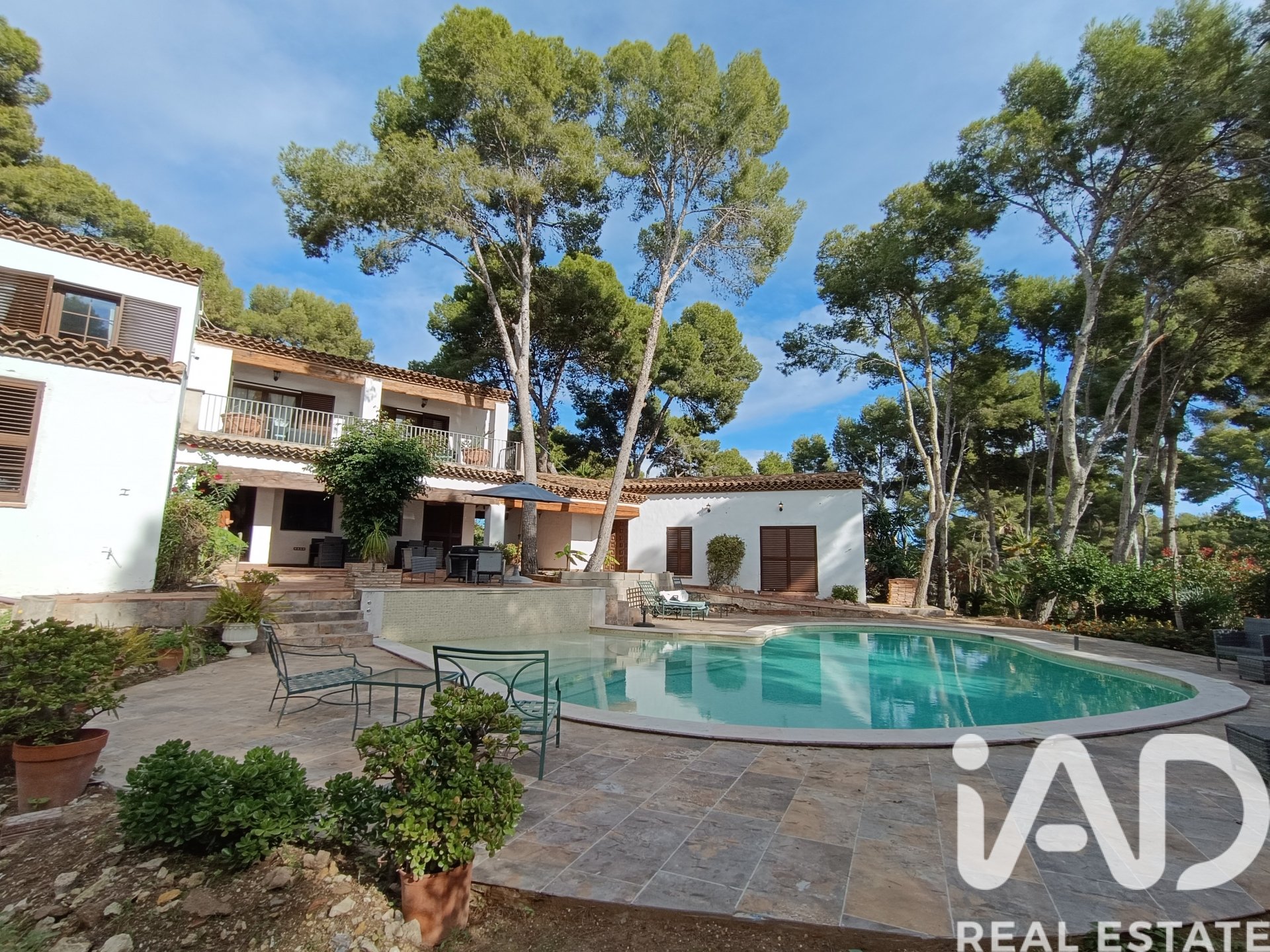 Māja Roda de Berà, Tarragona, Spānijā 4 istabas, 250 m2 Nr. 172313