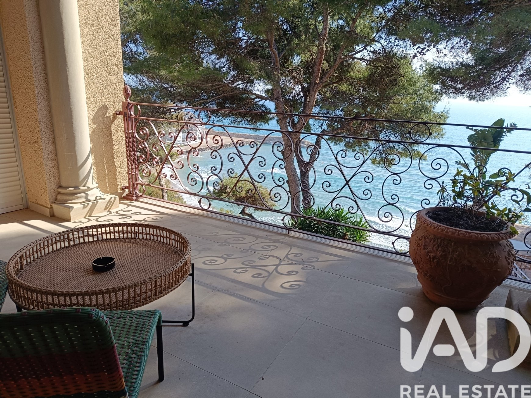 Talo Roda de Berà, Tarragona, Espanja 6 makuuhuonetta, 752 m2 No. 172314