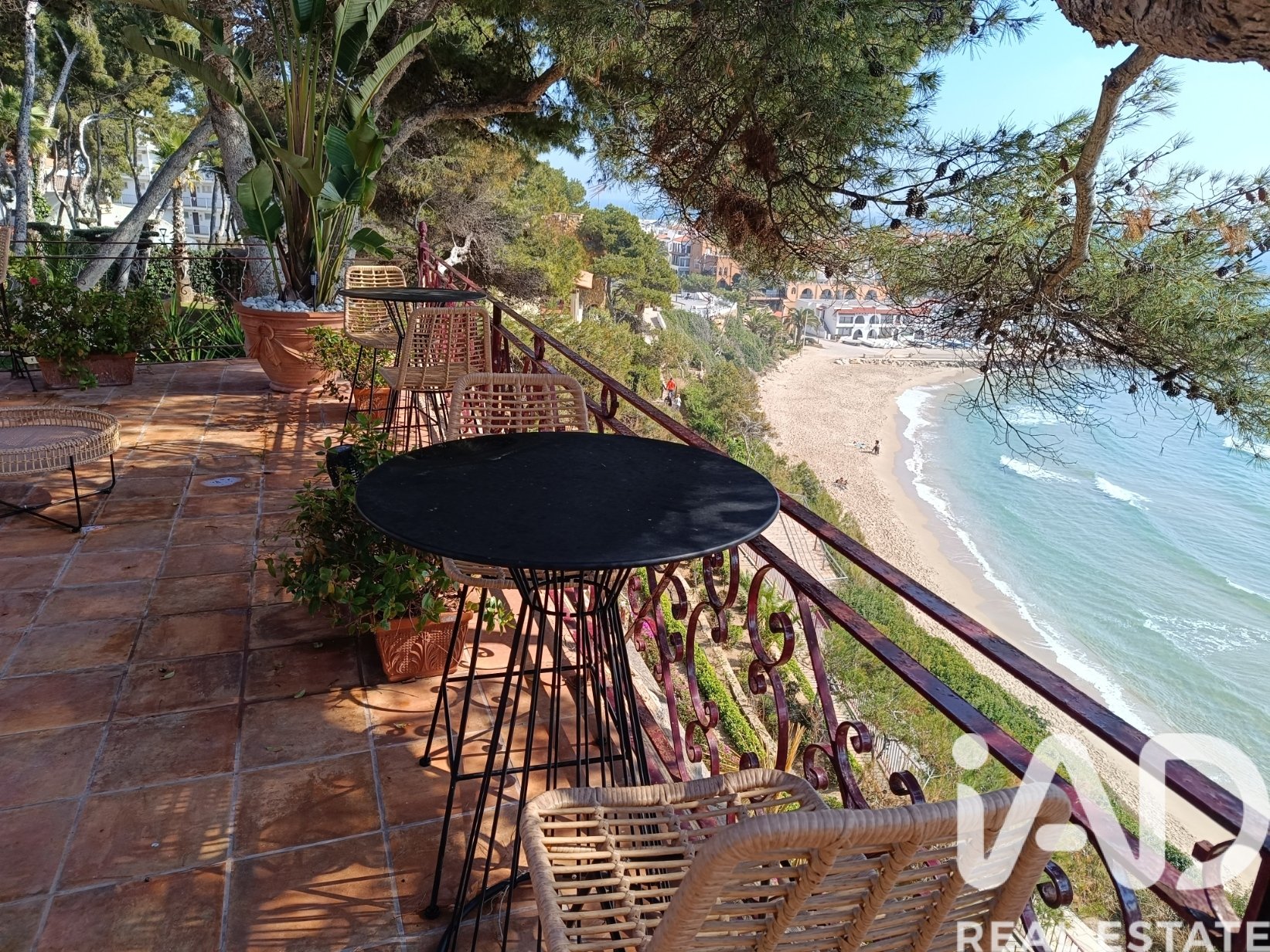 Talo Roda de Berà, Tarragona, Espanja 6 makuuhuonetta, 752 m2 No. 172314