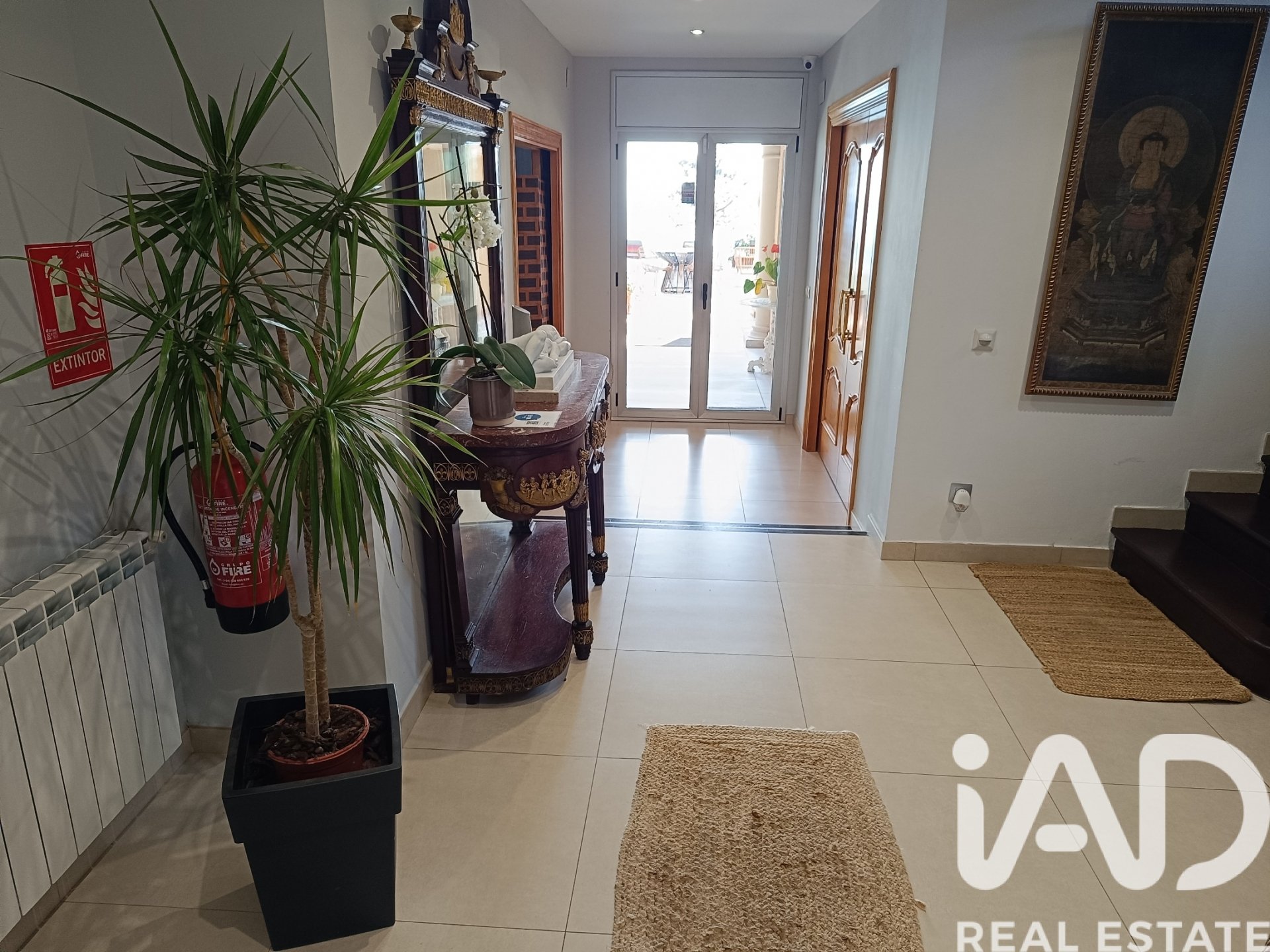 Talo Roda de Berà, Tarragona, Espanja 6 makuuhuonetta, 752 m2 No. 172314