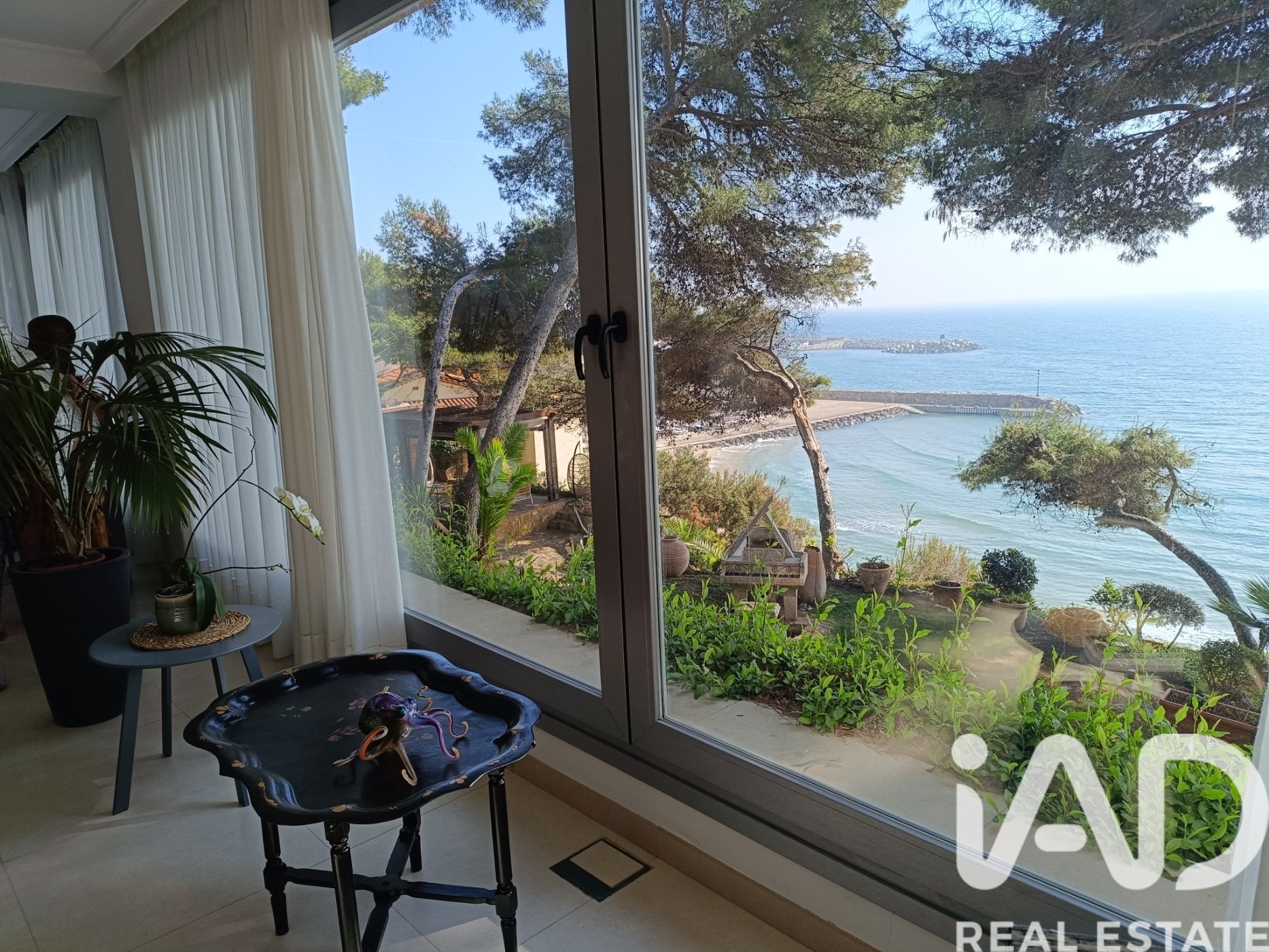 Talo Roda de Berà, Tarragona, Espanja 6 makuuhuonetta, 752 m2 No. 172314