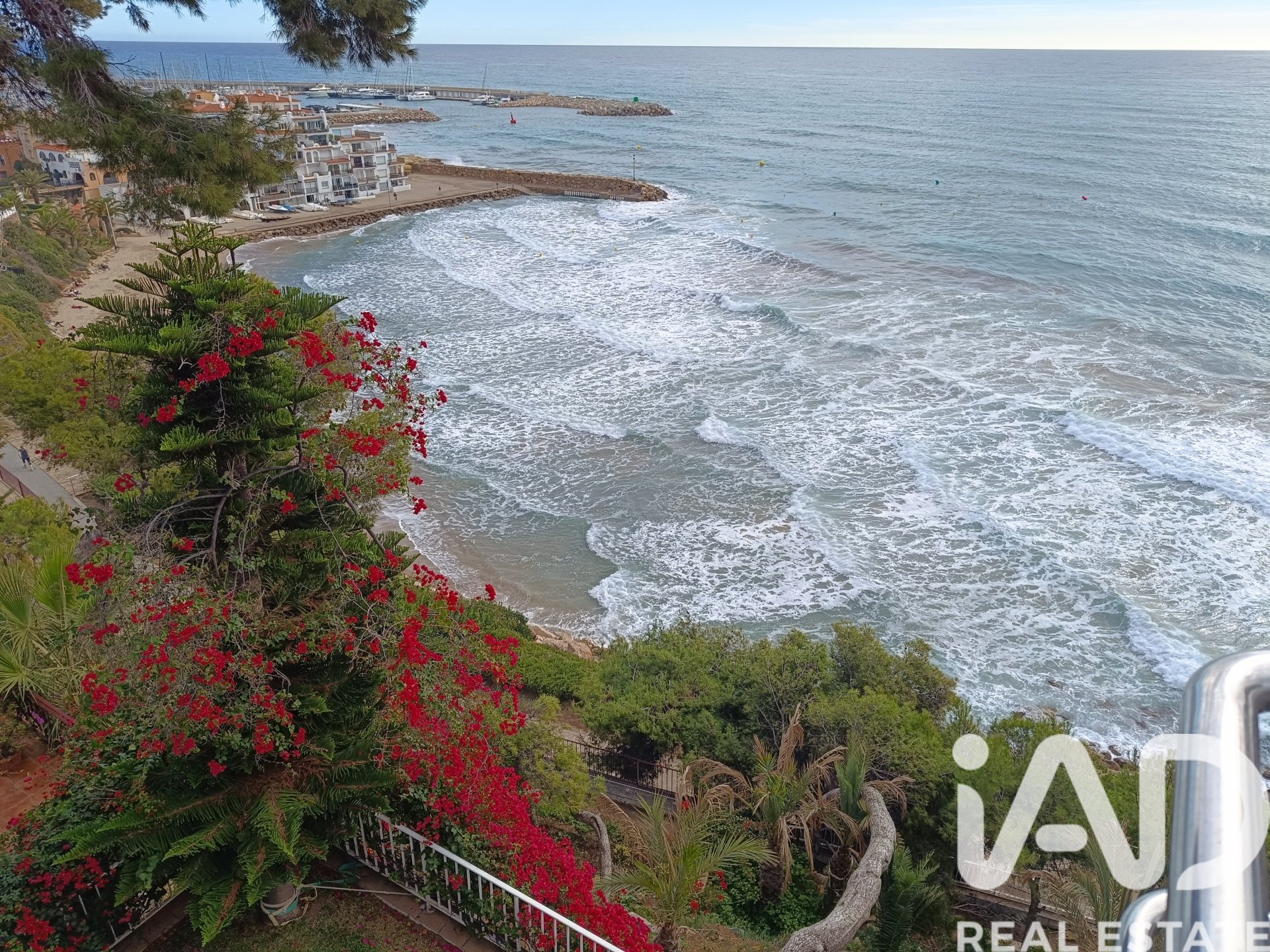 Talo Roda de Berà, Tarragona, Espanja 6 makuuhuonetta, 752 m2 No. 172314