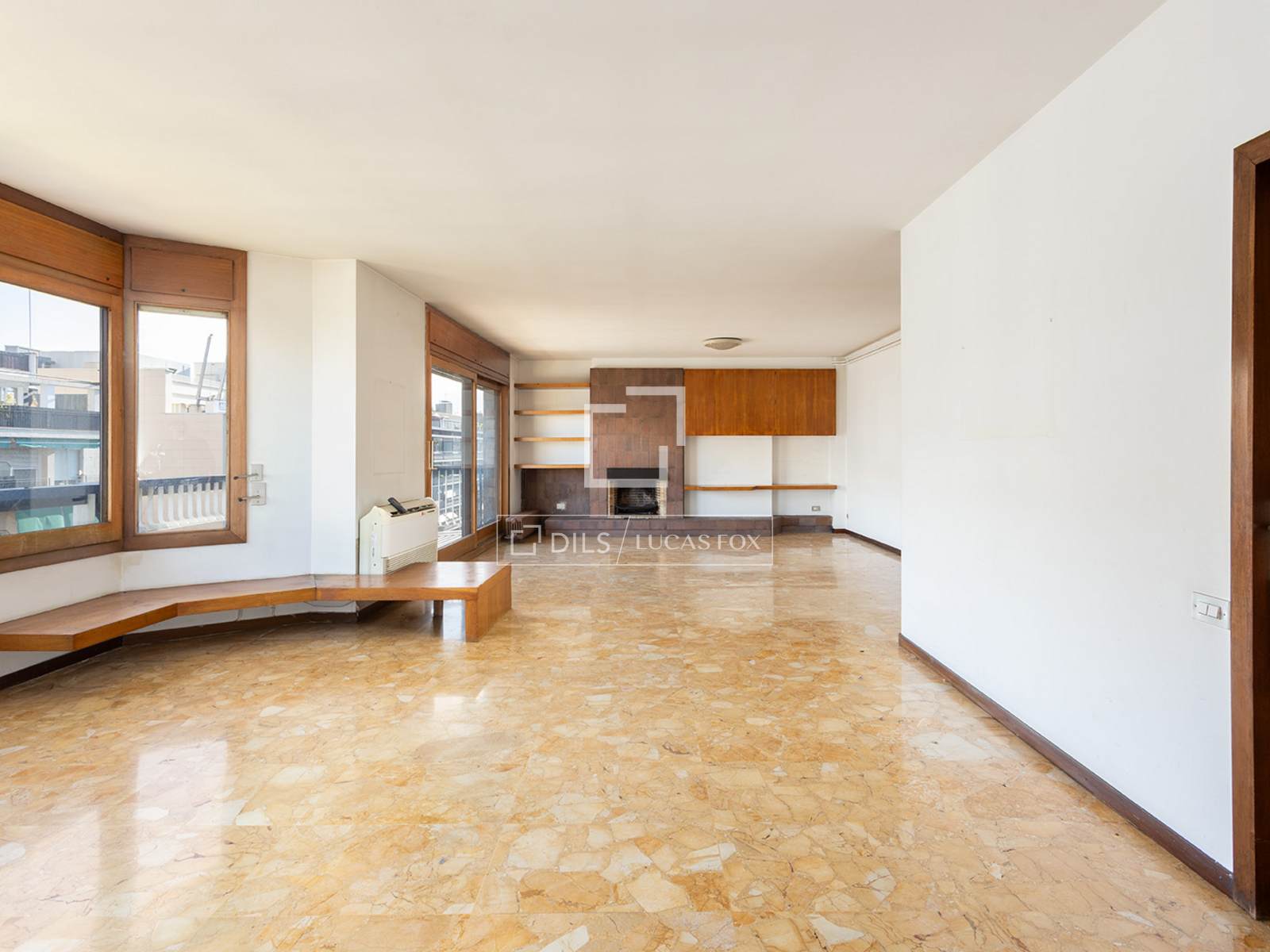 Penthouse w Barcelona, Hiszpania 6 sypialni, 250 mkw. nr 150449
