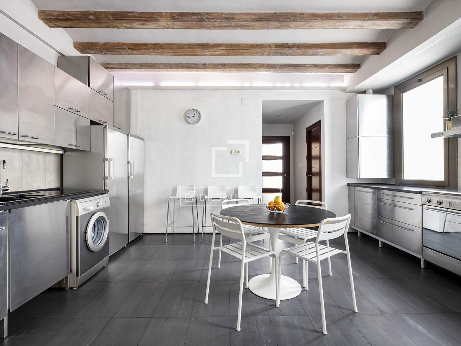 Huoneisto Barcelona, Espanja 3 makuuhuonetta, 122 m2 No. 150451