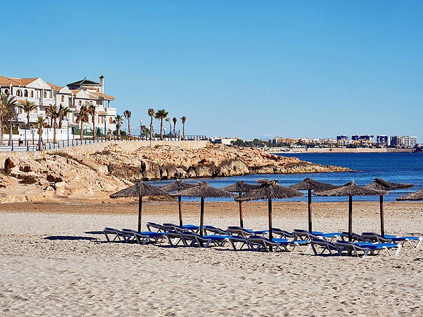 Apartment in Punta Prima, Alicante, Spain 3 bedrooms, 95 sq.m. No. 103329