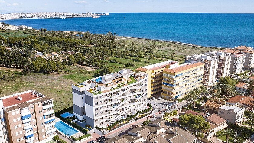 Apartment in Punta Prima, Alicante, Spain 3 bedrooms, 95 sq.m. No. 103329