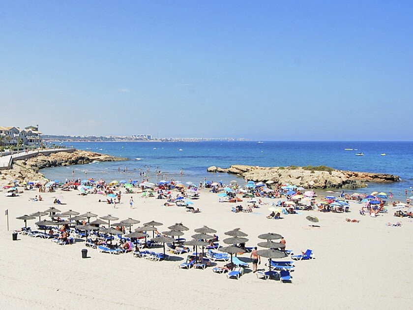 Apartment in Punta Prima, Alicante, Spain 3 bedrooms, 95 sq.m. No. 103329