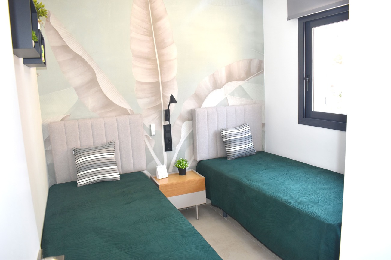 Apartment à Guardamar del Segura, Alicante, Espagne 3 chambres, 93 m2 No. 196446