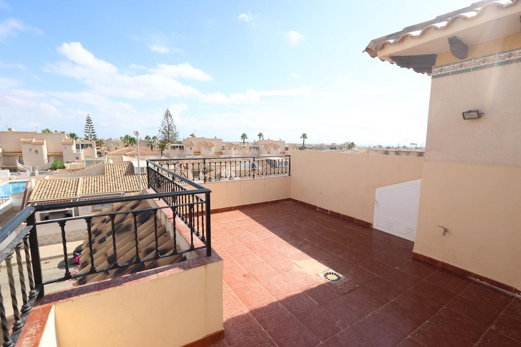 Townhouse in Alicante, Spain 2 bedrooms, 80 sq.m. No. 196443