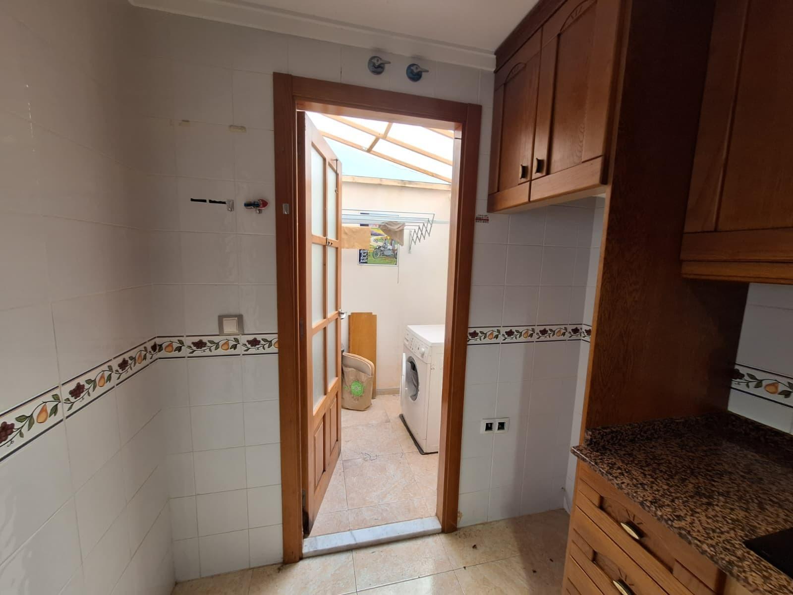 Casa adosada en Torrevieja, Alicante, España 3 dormitorios, 83 m2 No. 196444