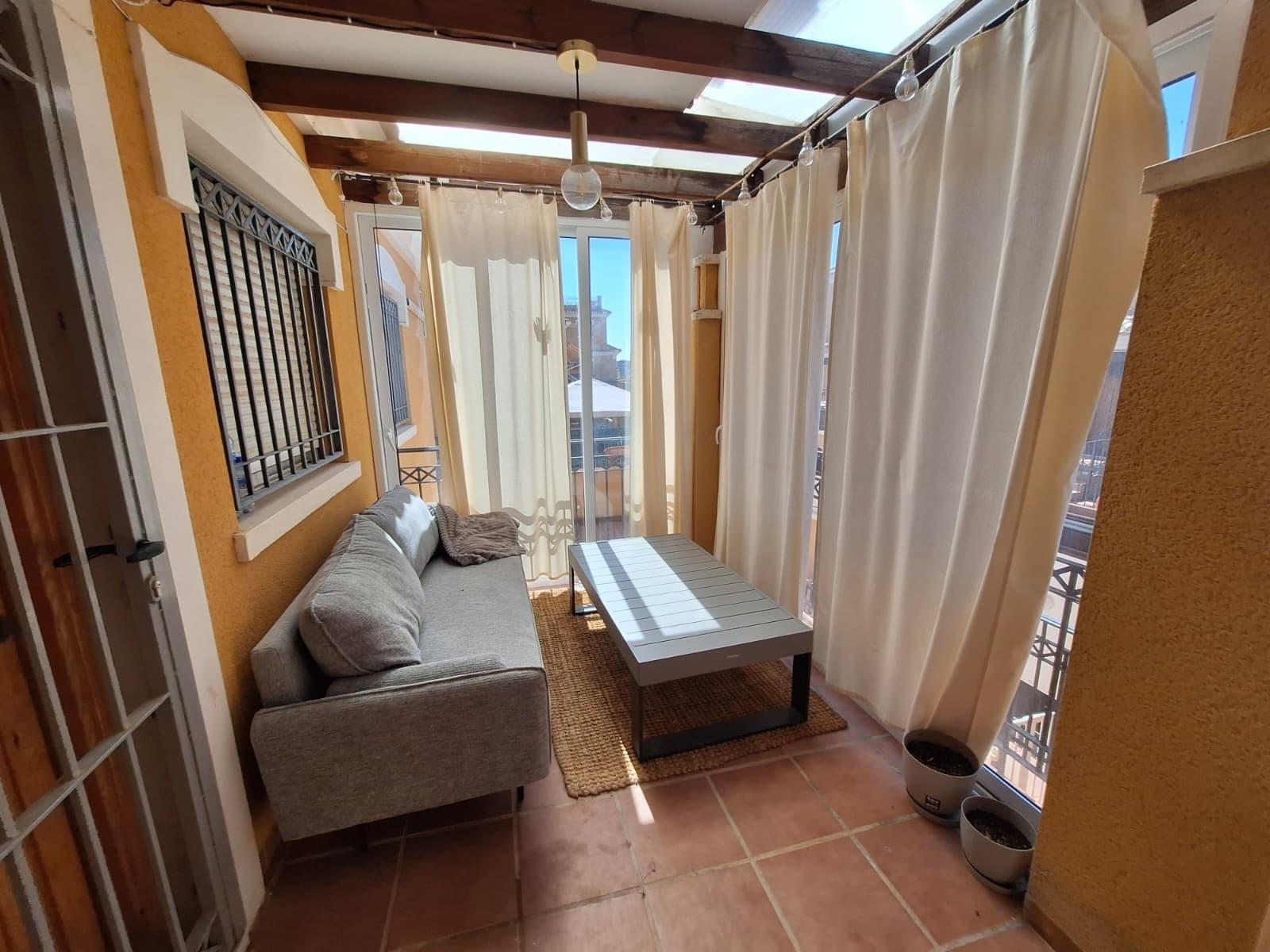 Casa adosada en Torrevieja, Alicante, España 3 dormitorios, 83 m2 No. 196444