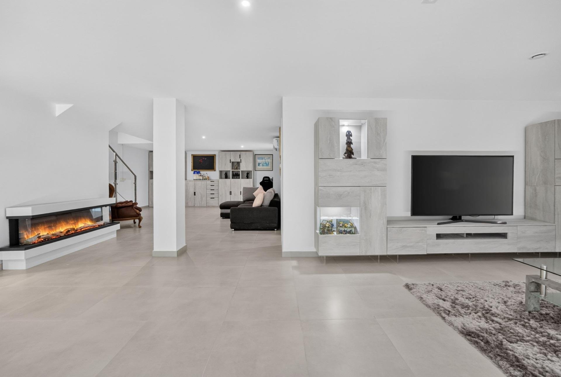 Villa à Benijofar, Alicante, Espagne 5 chambres, 214 m2 No. 196445