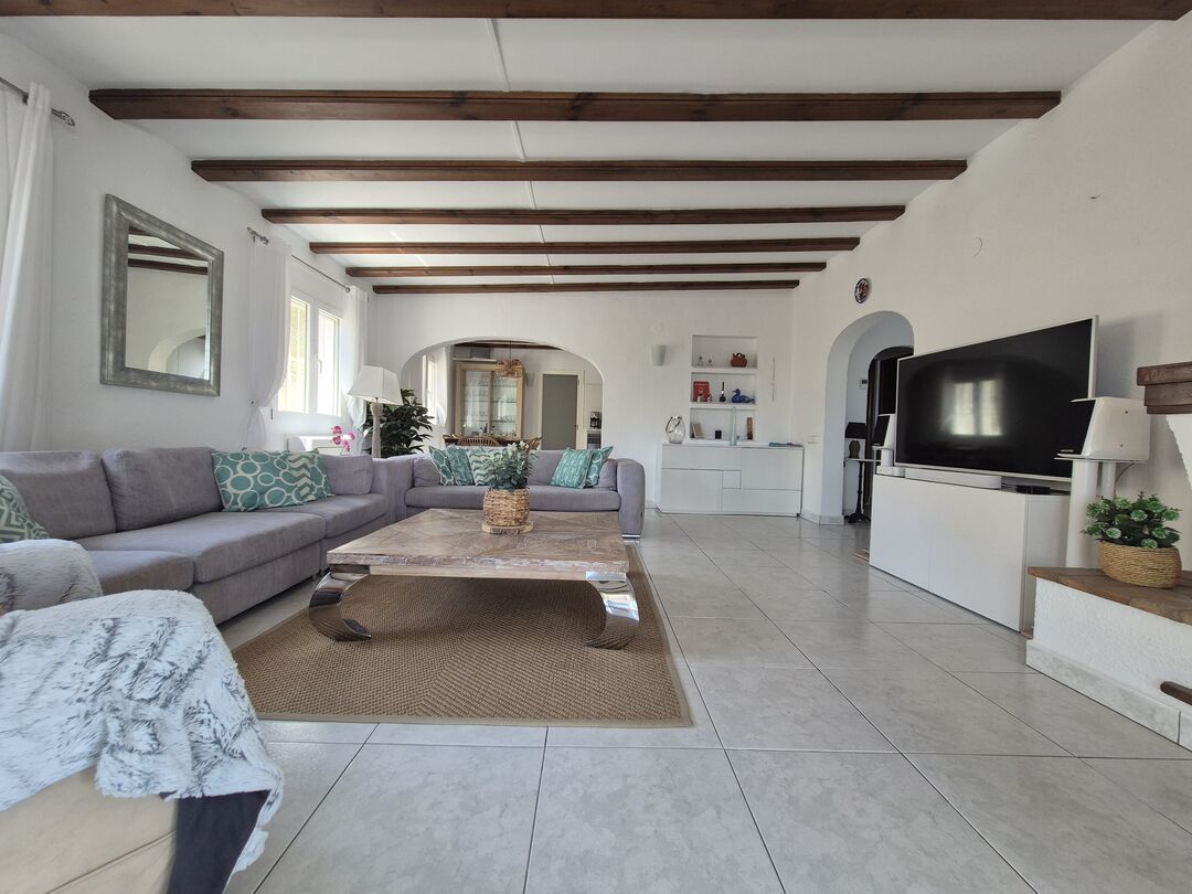 Villa a Moraira, Alicante, Spagna 3 camere da letto, 321 mq. N° 193198