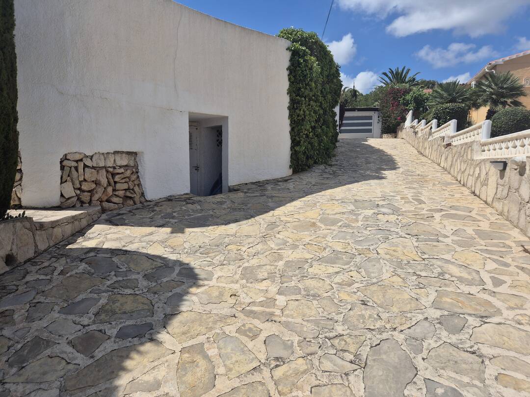 Villa a Moraira, Alicante, Spagna 3 camere da letto, 321 mq. N° 193198