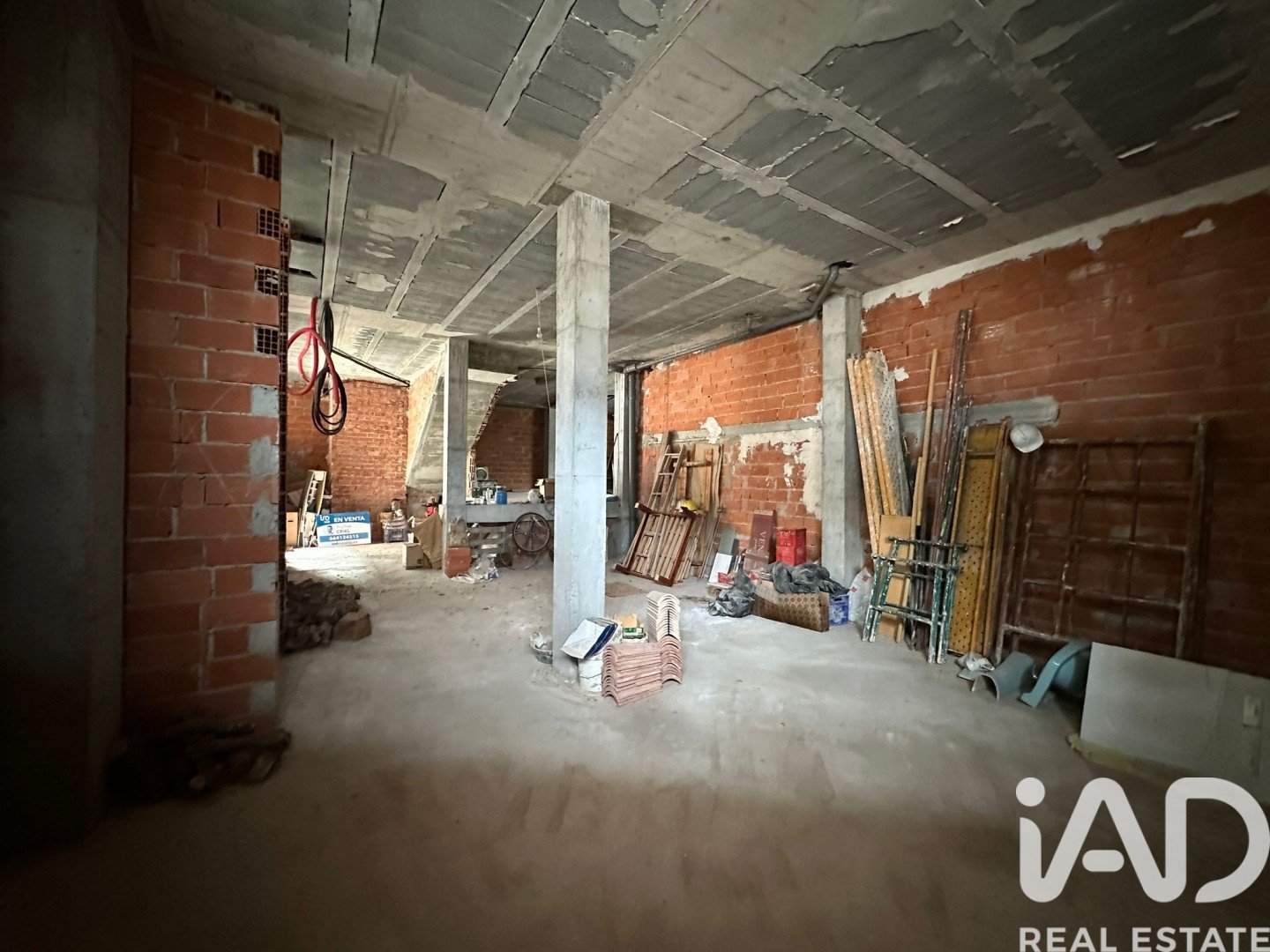 Commercial property à Pego, Alicante, Espagne 1 chambre, 381 m2 No. 173419