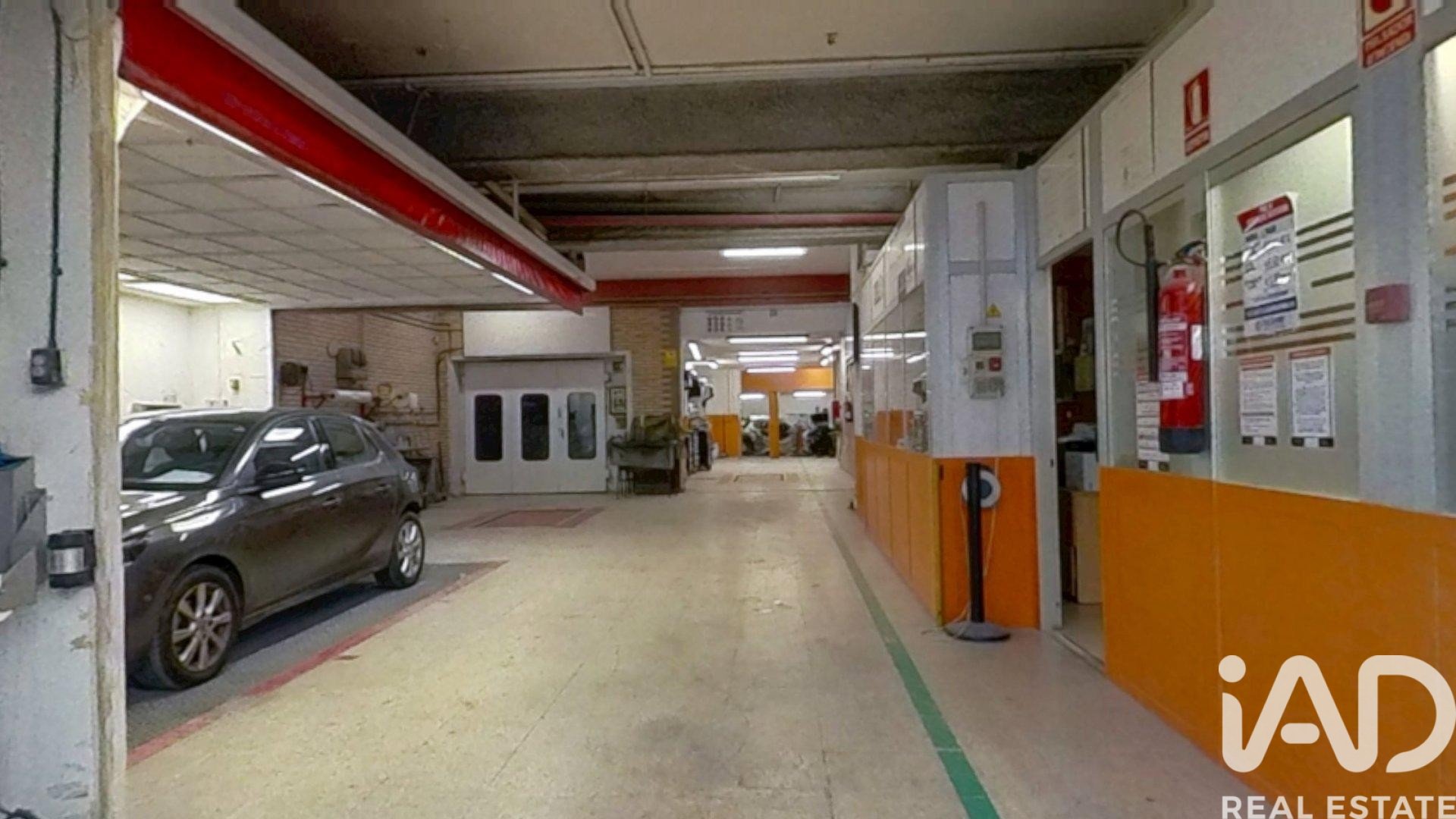 Commercial property à Torredembarra, Tarragona, Espagne 6 chambres, 420 m2 No. 173421