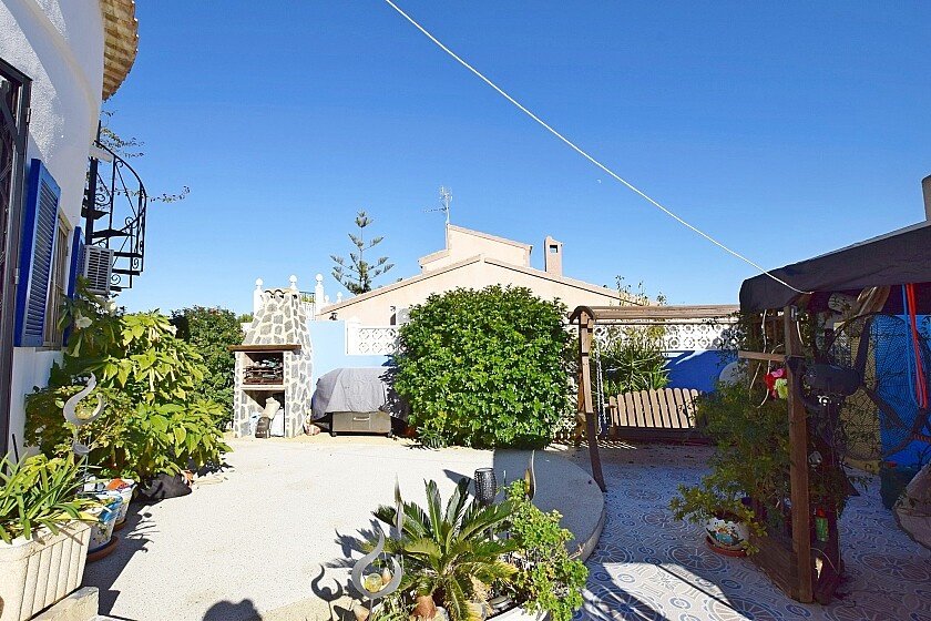Willa w La Florida, Alicante, Hiszpania 4 sypialnie, 145 mkw. nr 103598