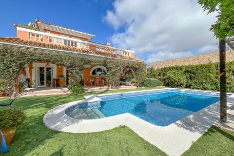 Huvila El Toro, Mallorca, Espanja 4 makuuhuonetta, 340 m2 No. 179676