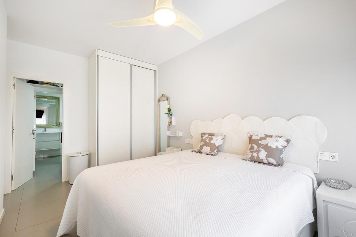 Appartamento a Pilar de la Horadada, Alicante, Spagna 4 camere da letto, 120 mq. N° 99807