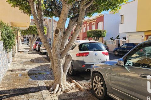 House in Roquetas de Mar, Almeria, Spain 4 bedrooms, 134 sq.m. No. 152279
