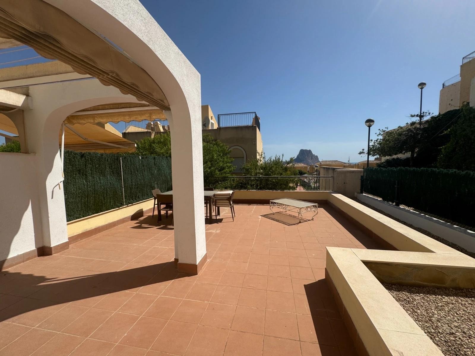 Villa a Calpe, Alicante, Spagna 3 camere da letto, 165 mq. N° 196217