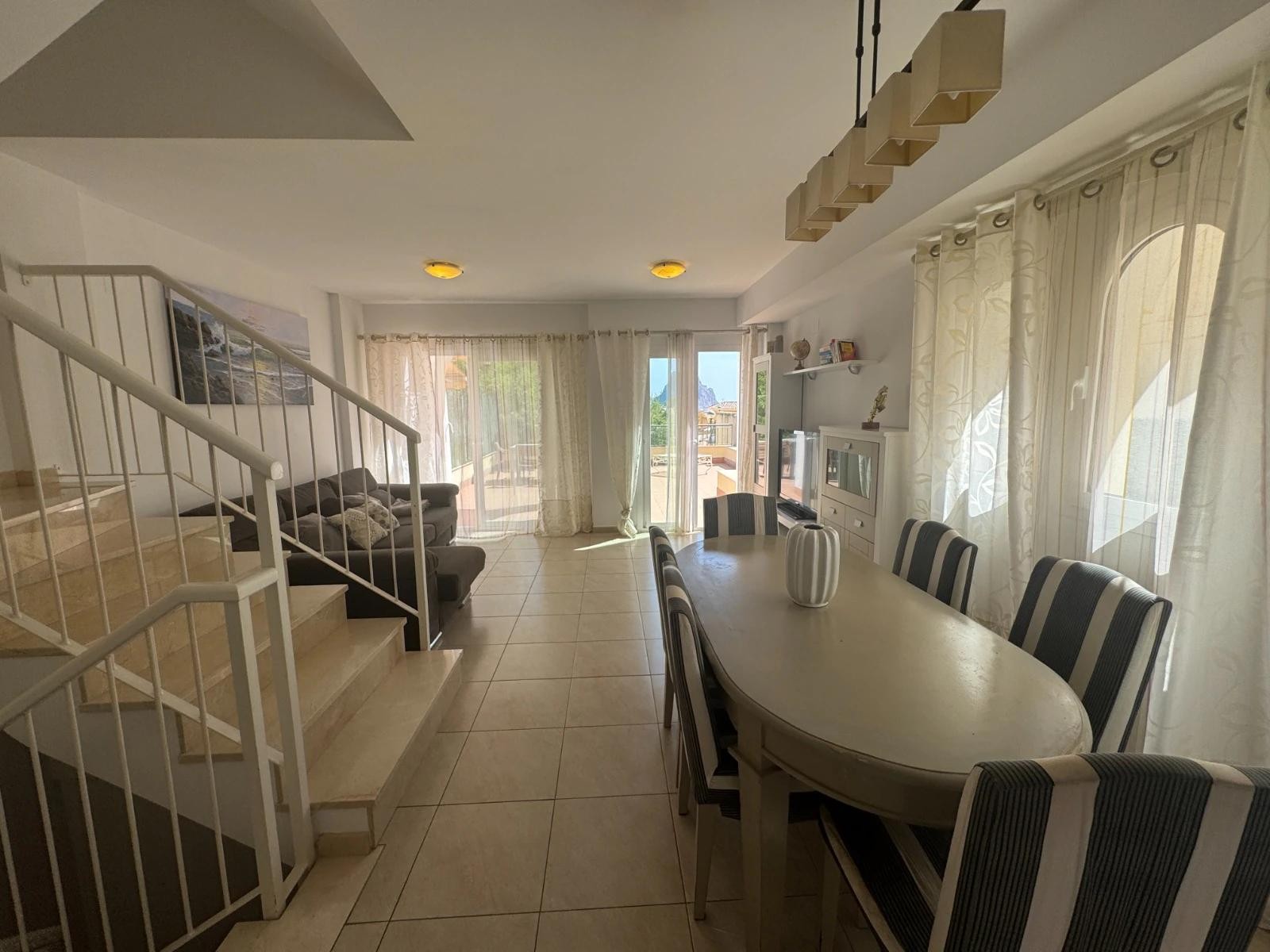 Villa a Calpe, Alicante, Spagna 3 camere da letto, 165 mq. N° 196217