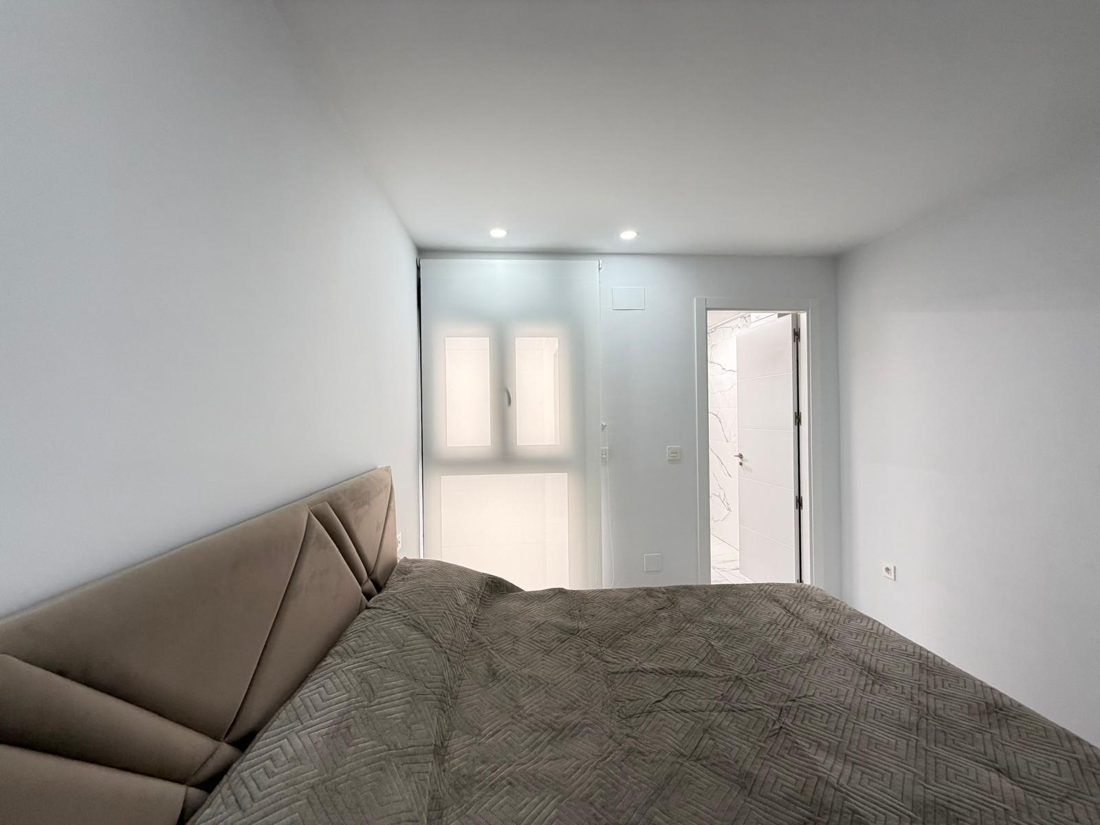 Appartamento a Torrevieja, Alicante, Spagna 2 camere da letto, 105 mq. N° 165883