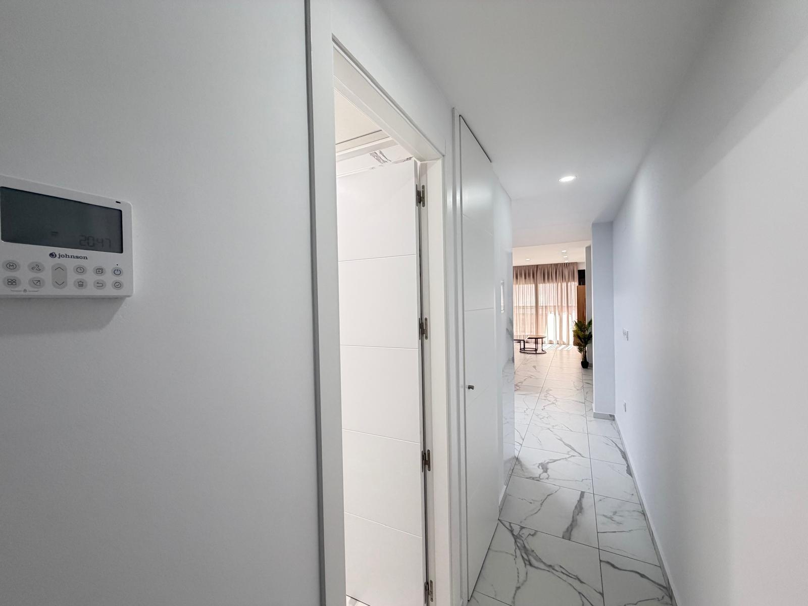Appartamento a Torrevieja, Alicante, Spagna 2 camere da letto, 105 mq. N° 165883
