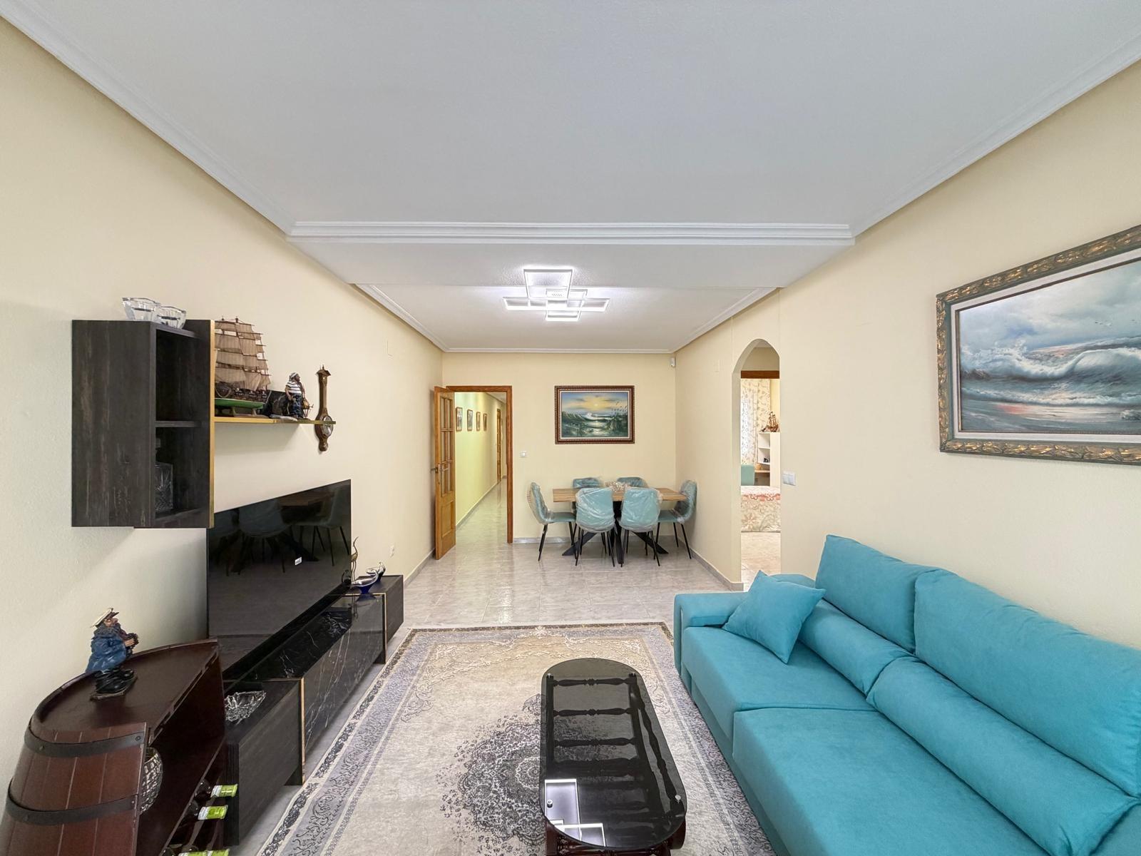 Apartamento en Torrevieja, Alicante, España 3 dormitorios, 107 m2 No. 165877