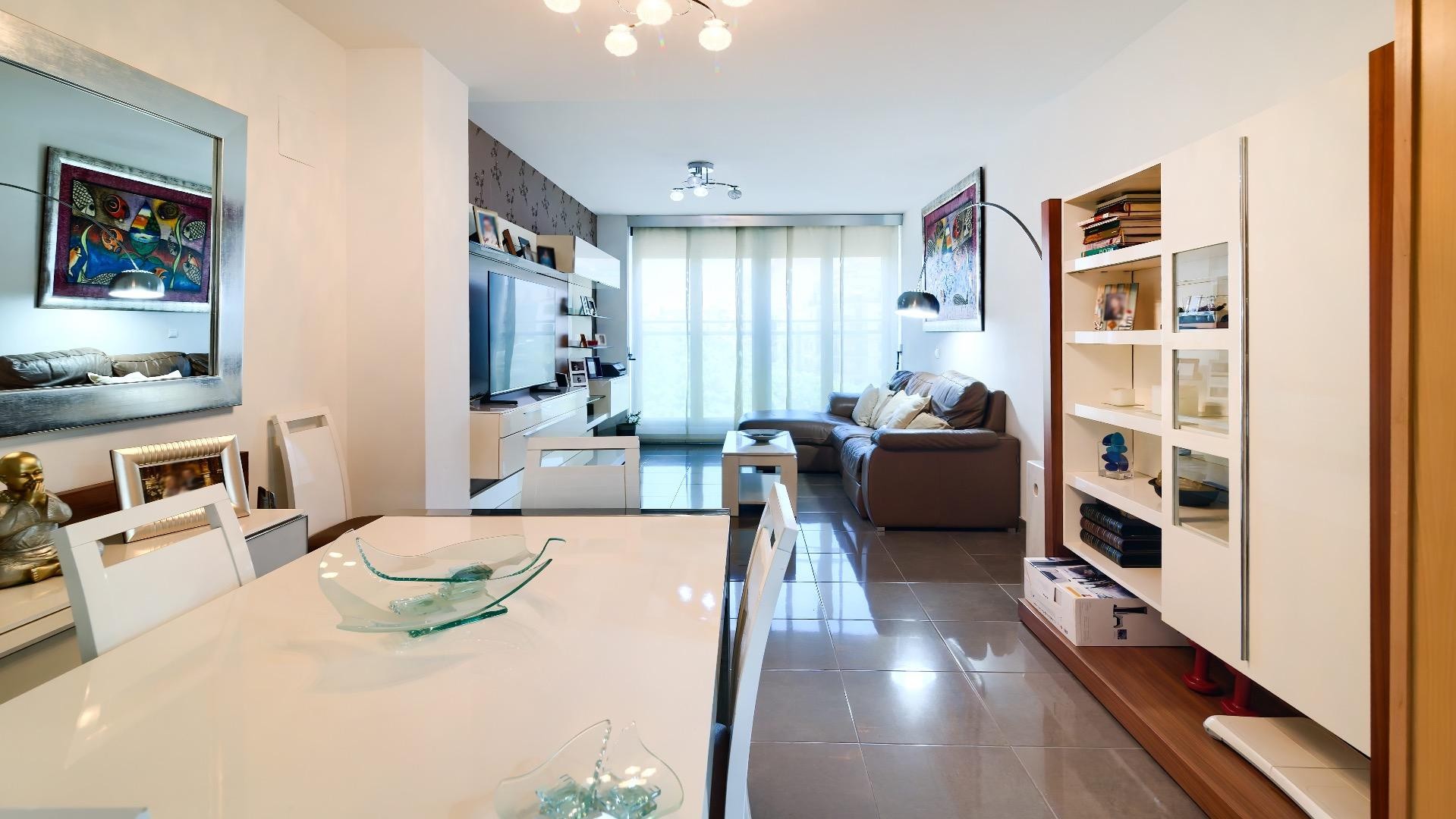 Appartamento a Valencia, Spagna 4 camere da letto, 145 mq. N° 133313