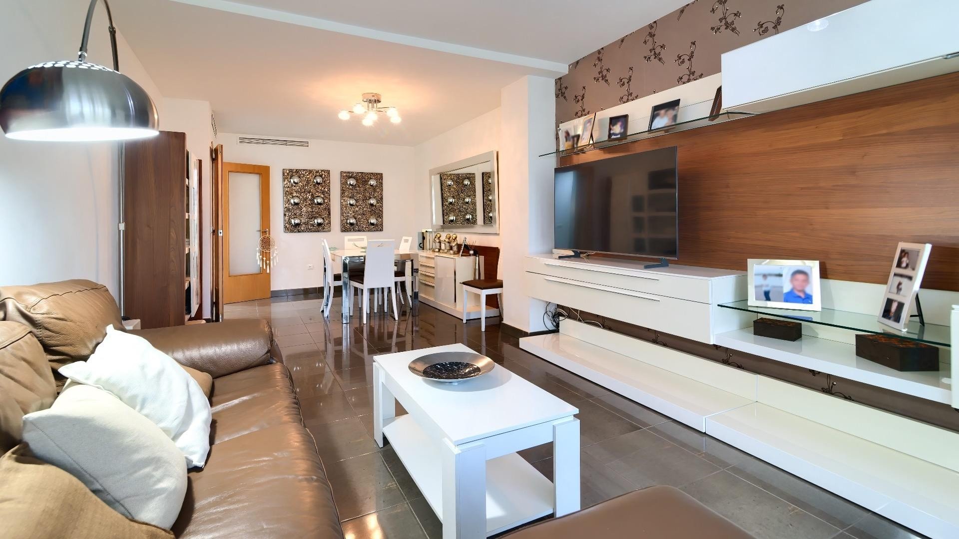 Appartamento a Valencia, Spagna 4 camere da letto, 145 mq. N° 133313