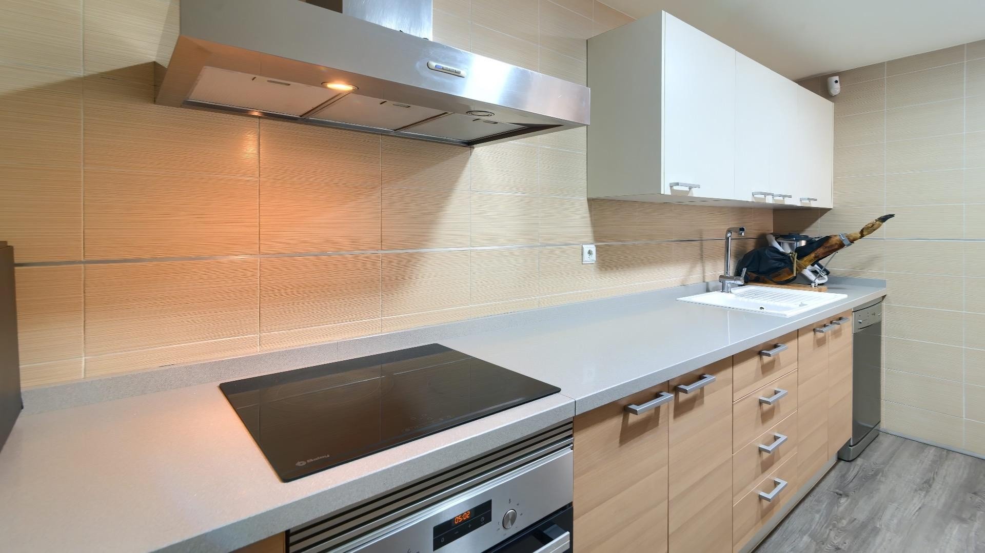 Appartamento a Valencia, Spagna 4 camere da letto, 145 mq. N° 133313