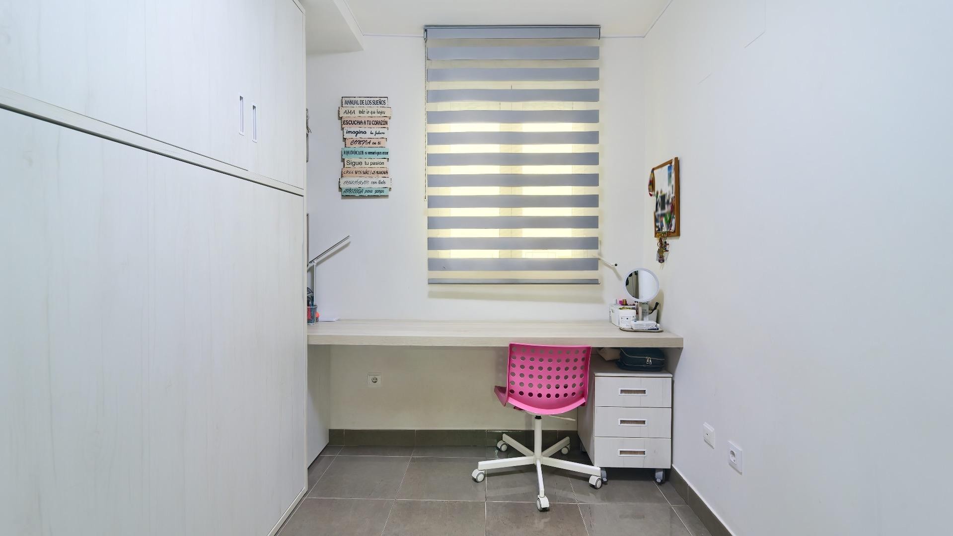 Appartamento a Valencia, Spagna 4 camere da letto, 145 mq. N° 133313