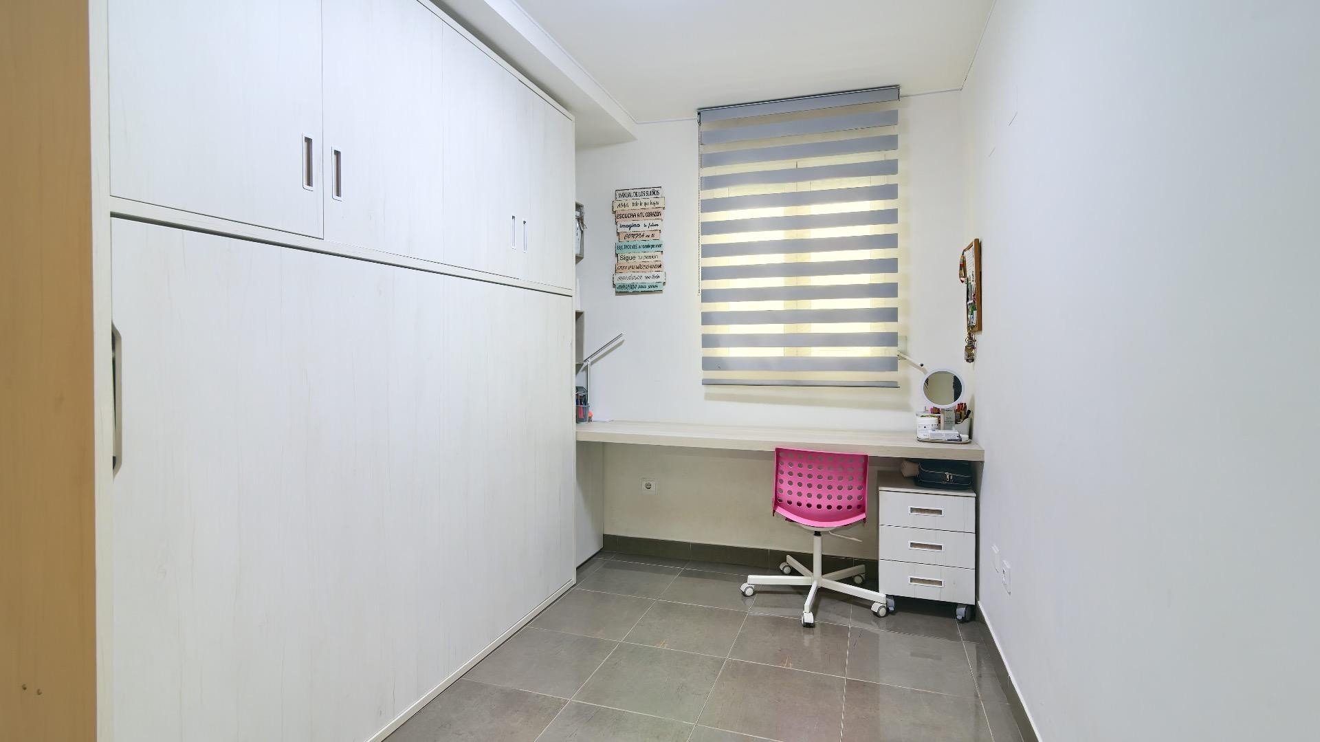 Appartamento a Valencia, Spagna 4 camere da letto, 145 mq. N° 133313