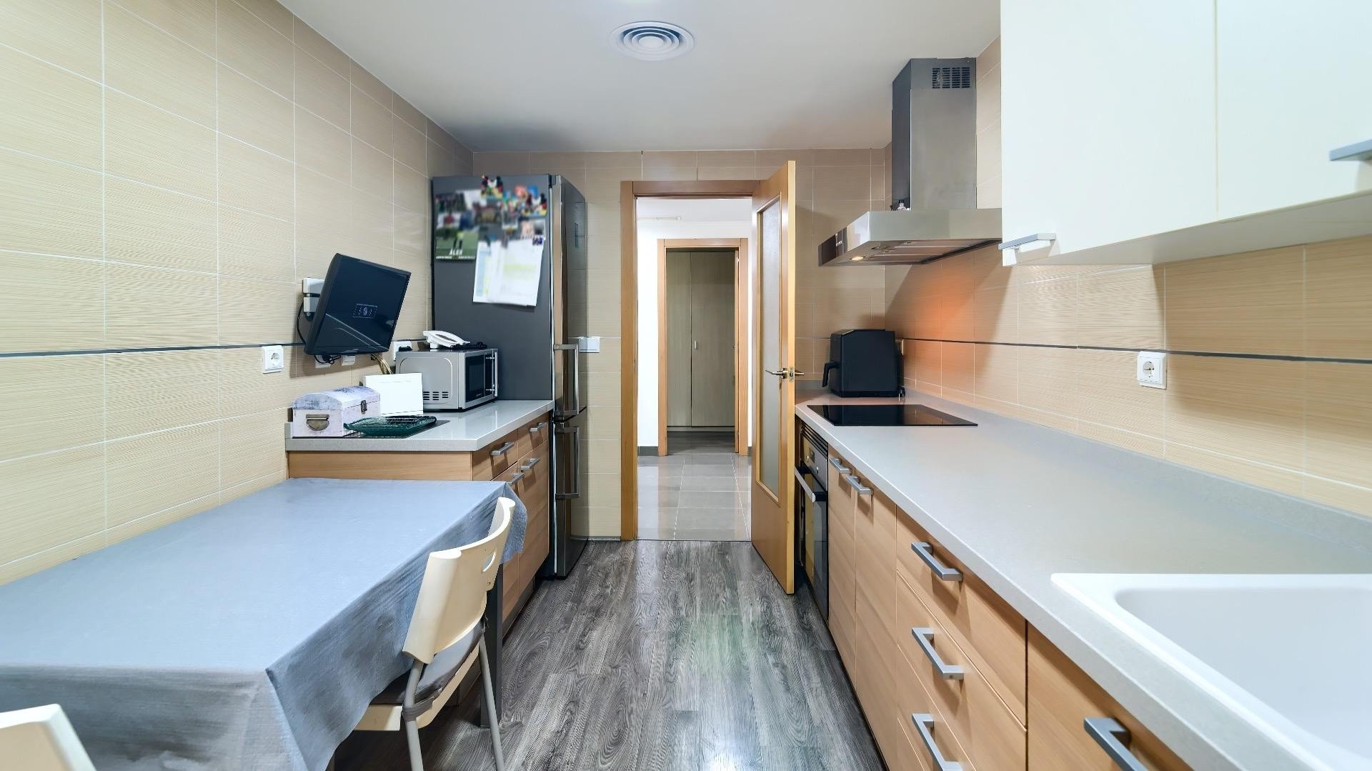 Appartamento a Valencia, Spagna 4 camere da letto, 145 mq. N° 133313