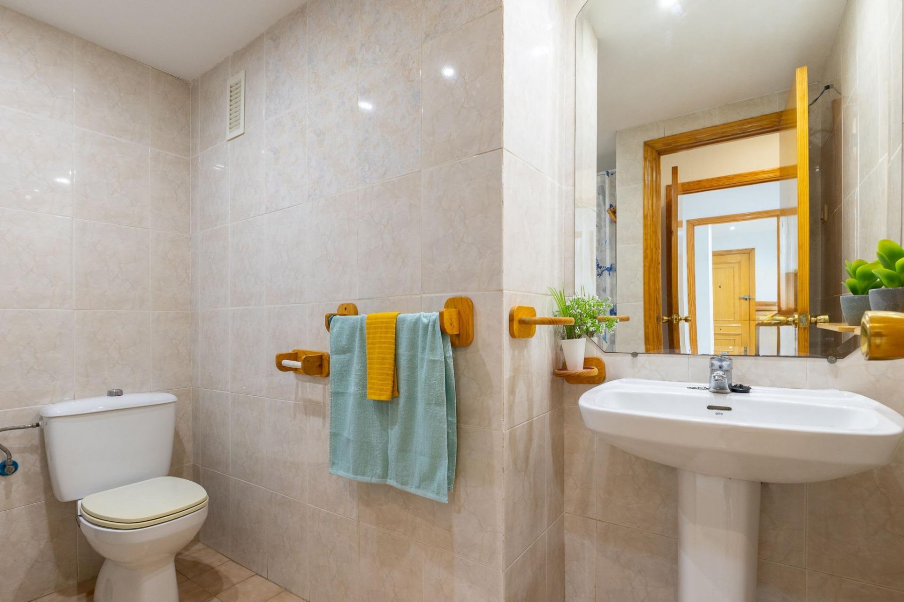 Huoneisto Valencia, Espanja 3 makuuhuonetta, 105 m2 No. 133314
