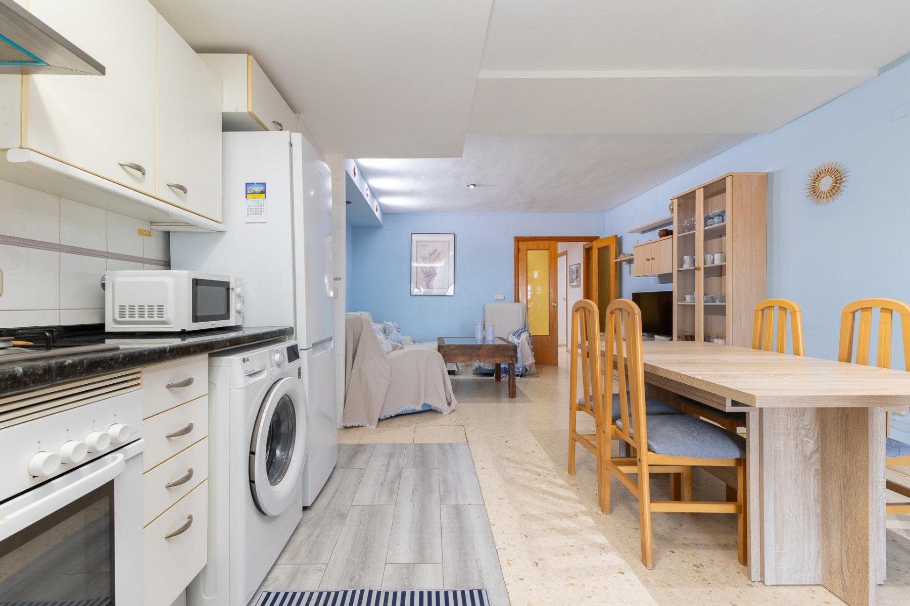 Huoneisto Valencia, Espanja 3 makuuhuonetta, 105 m2 No. 133314